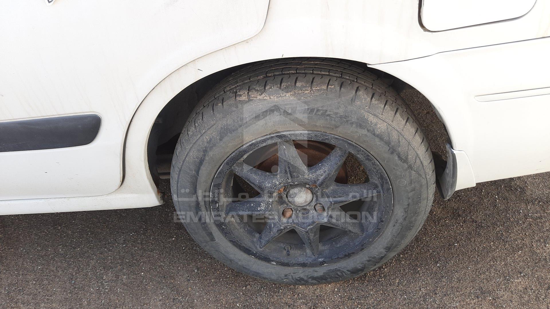 2005 NISSAN TIIDA VIN: JN1FN61C05W084352