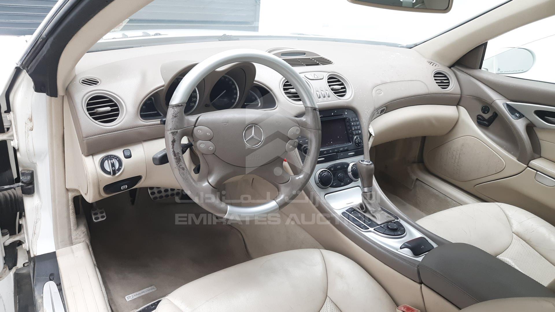 2005 MERCEDES SL 500 VIN: WDB2304671F088747