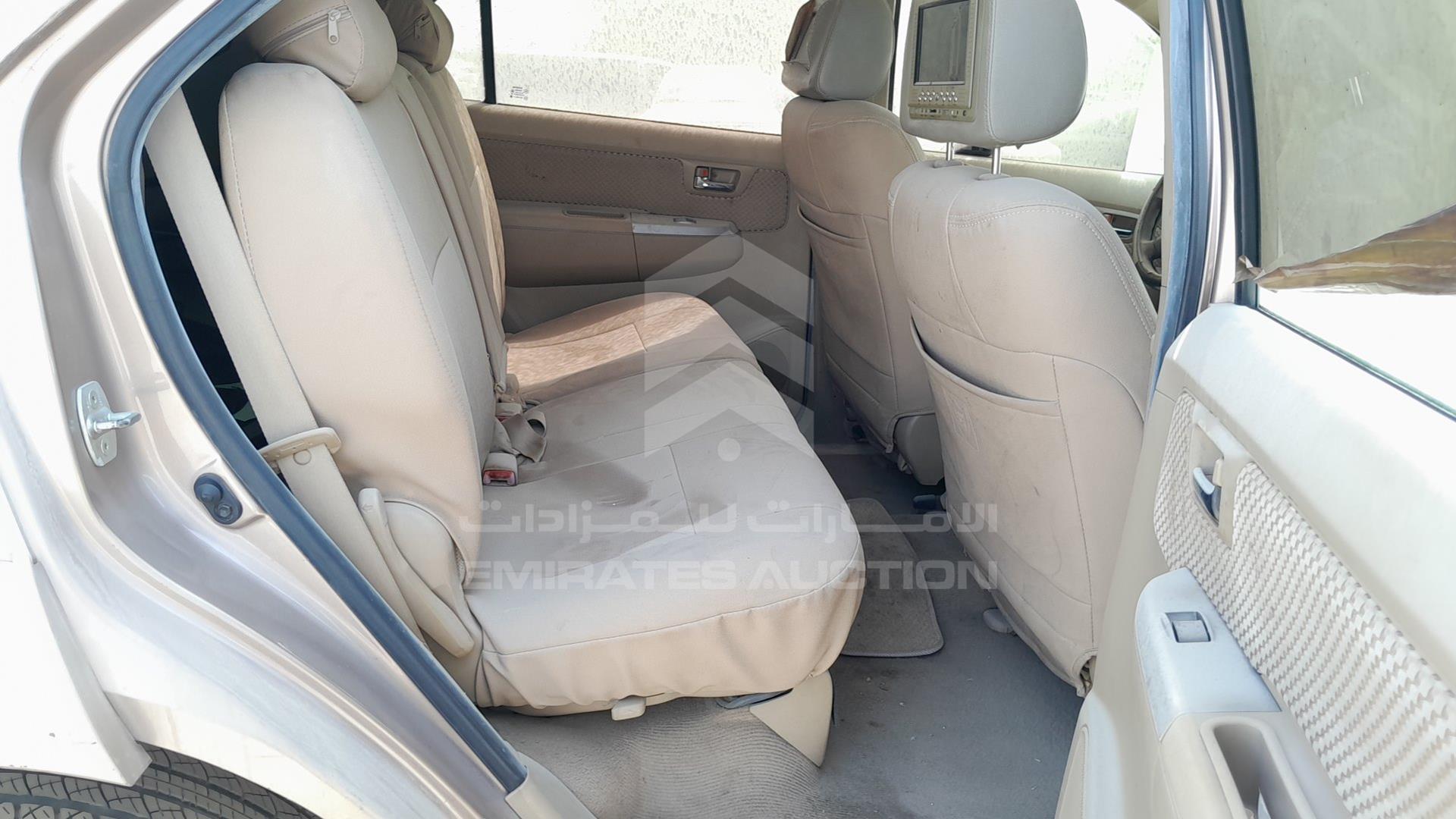 2010 TOYOTA FORTUNER VIN: MR1YX59G4A3017991