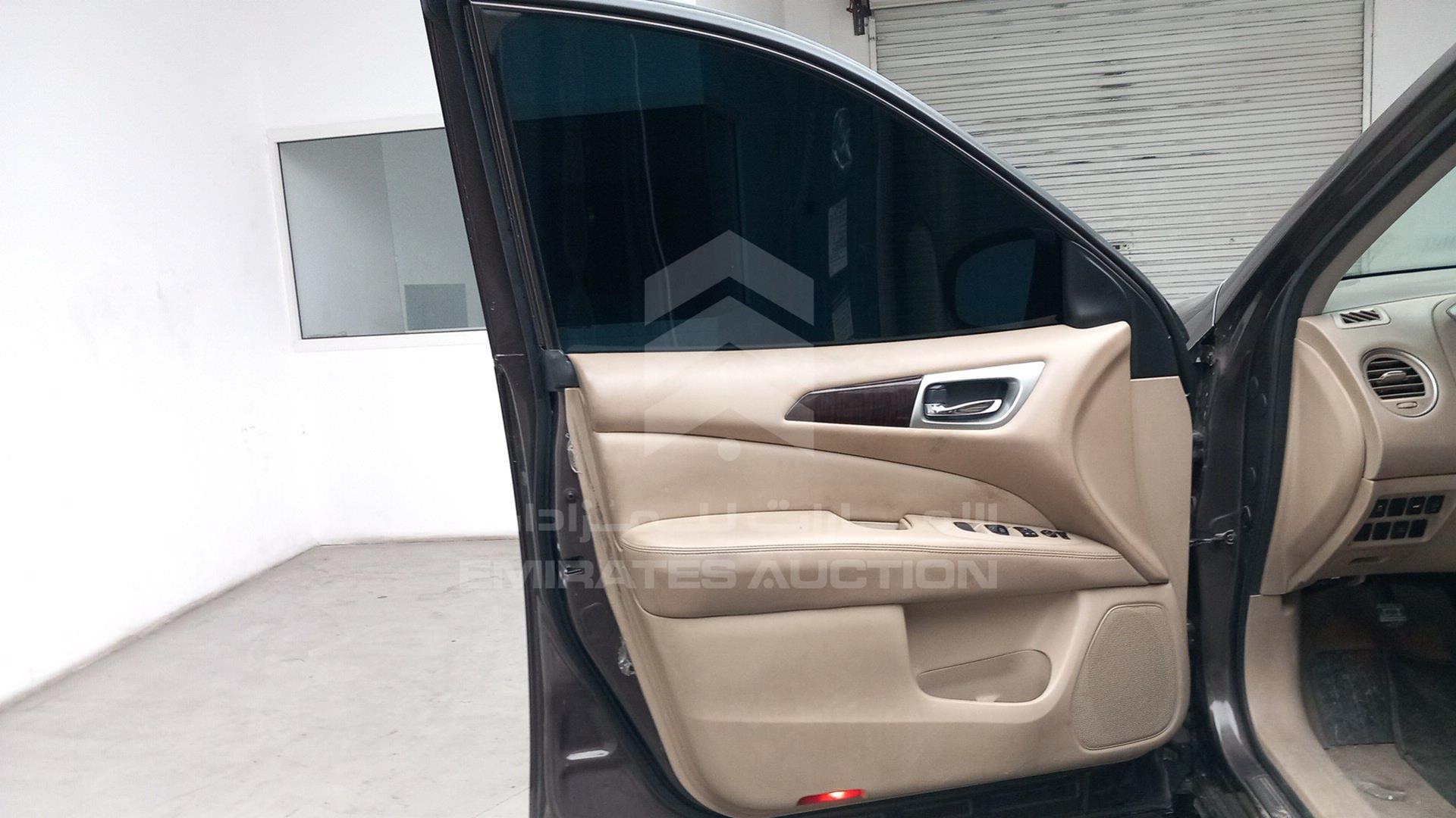 2015 NISSAN PATHFINDER VIN: 5N1AR2M5XFC653725
