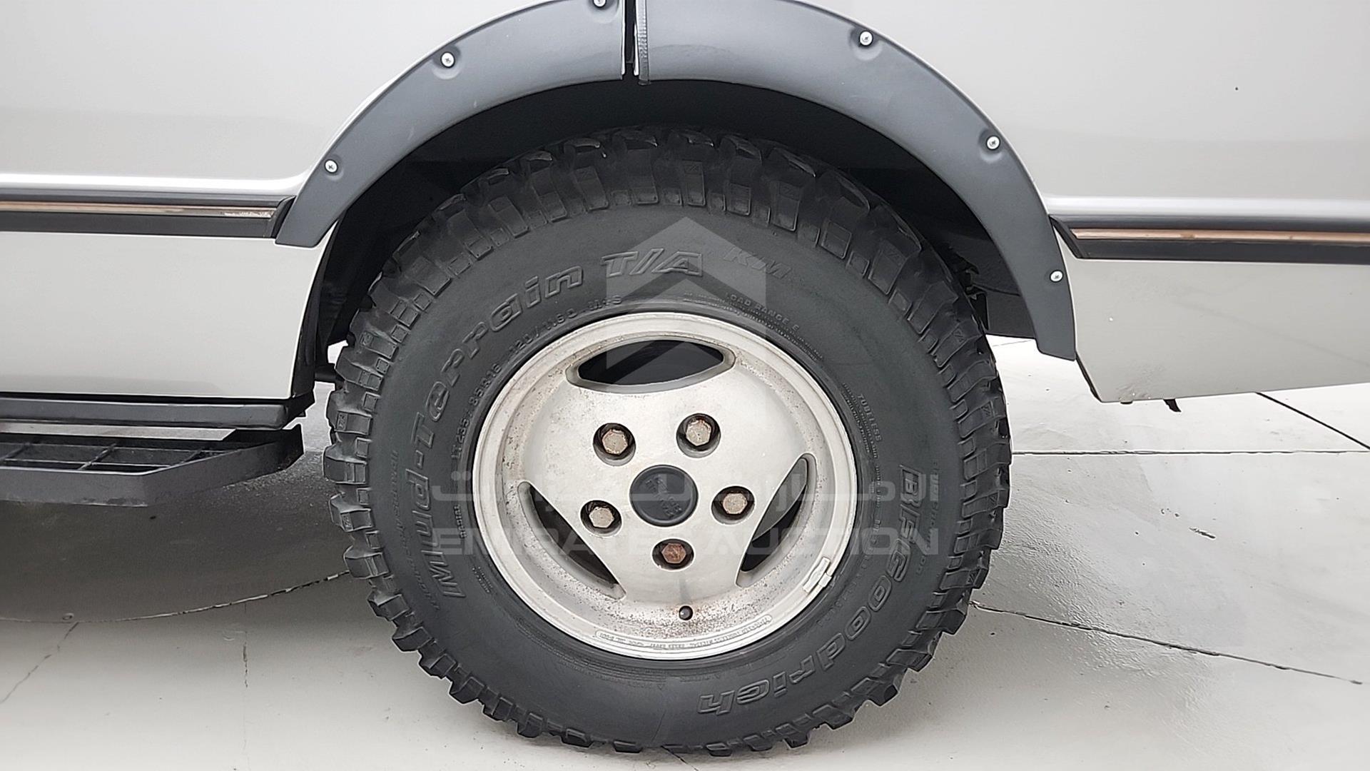 1988 LAND ROVER JEEP VIN: SALHV114XJA311435