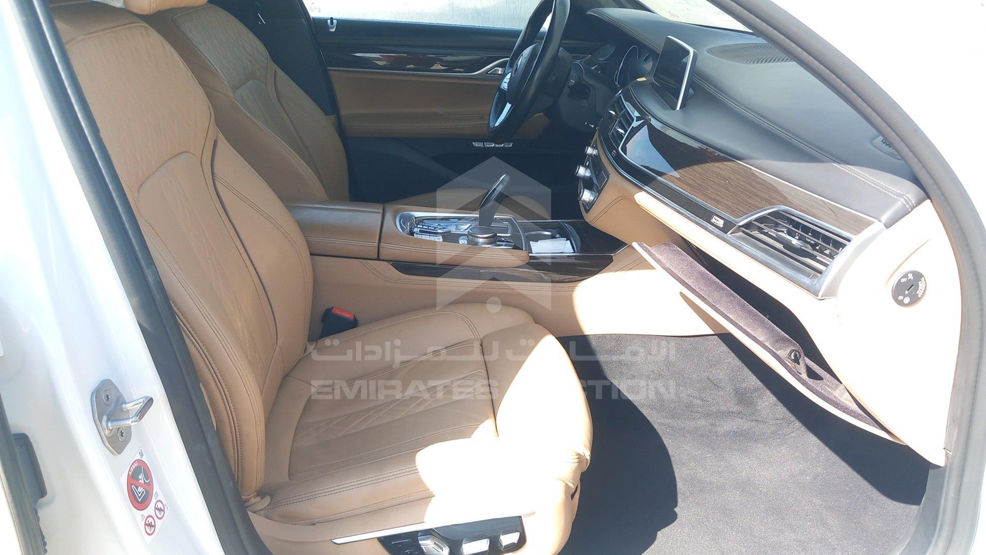 2016 BMW 730 VIN: WBA7E010XGG560458