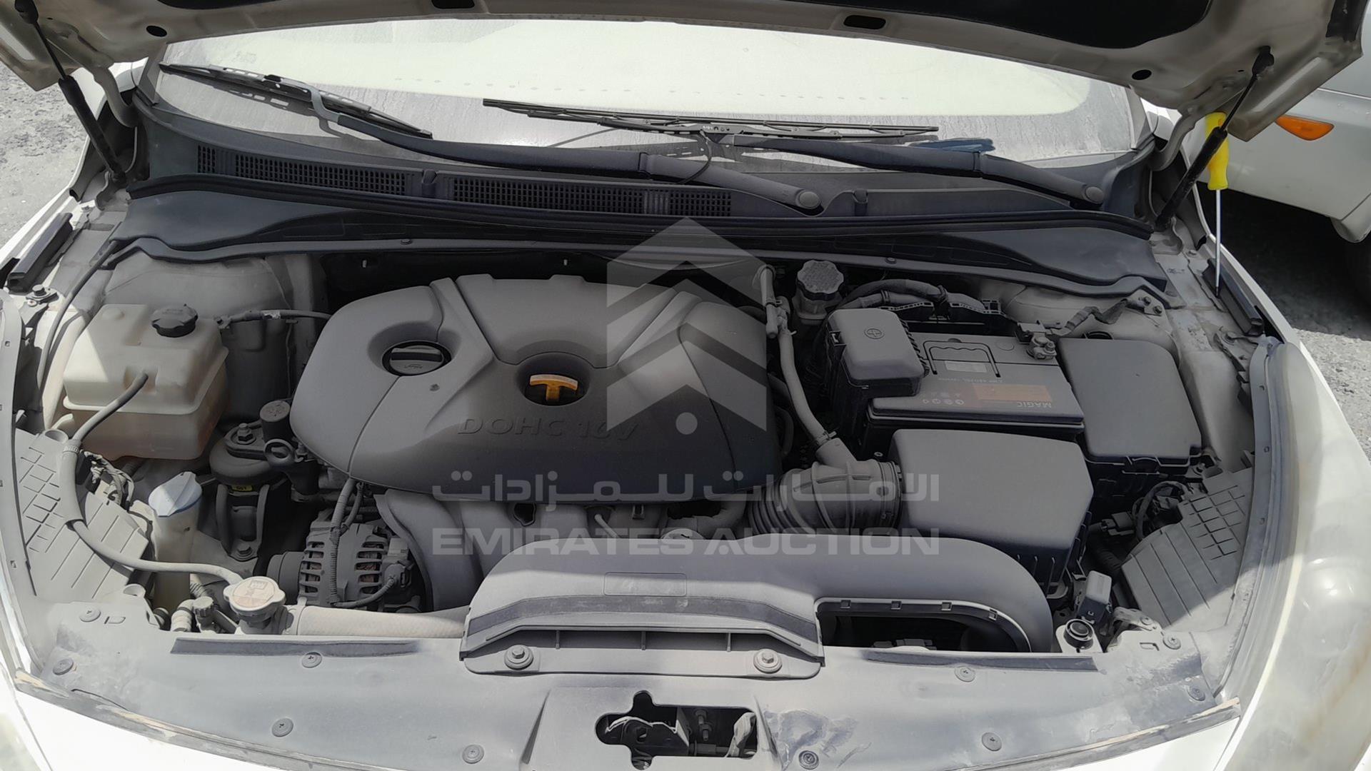 2014 HYUNDAI I40 VIN: KMHLC81C3EU063018