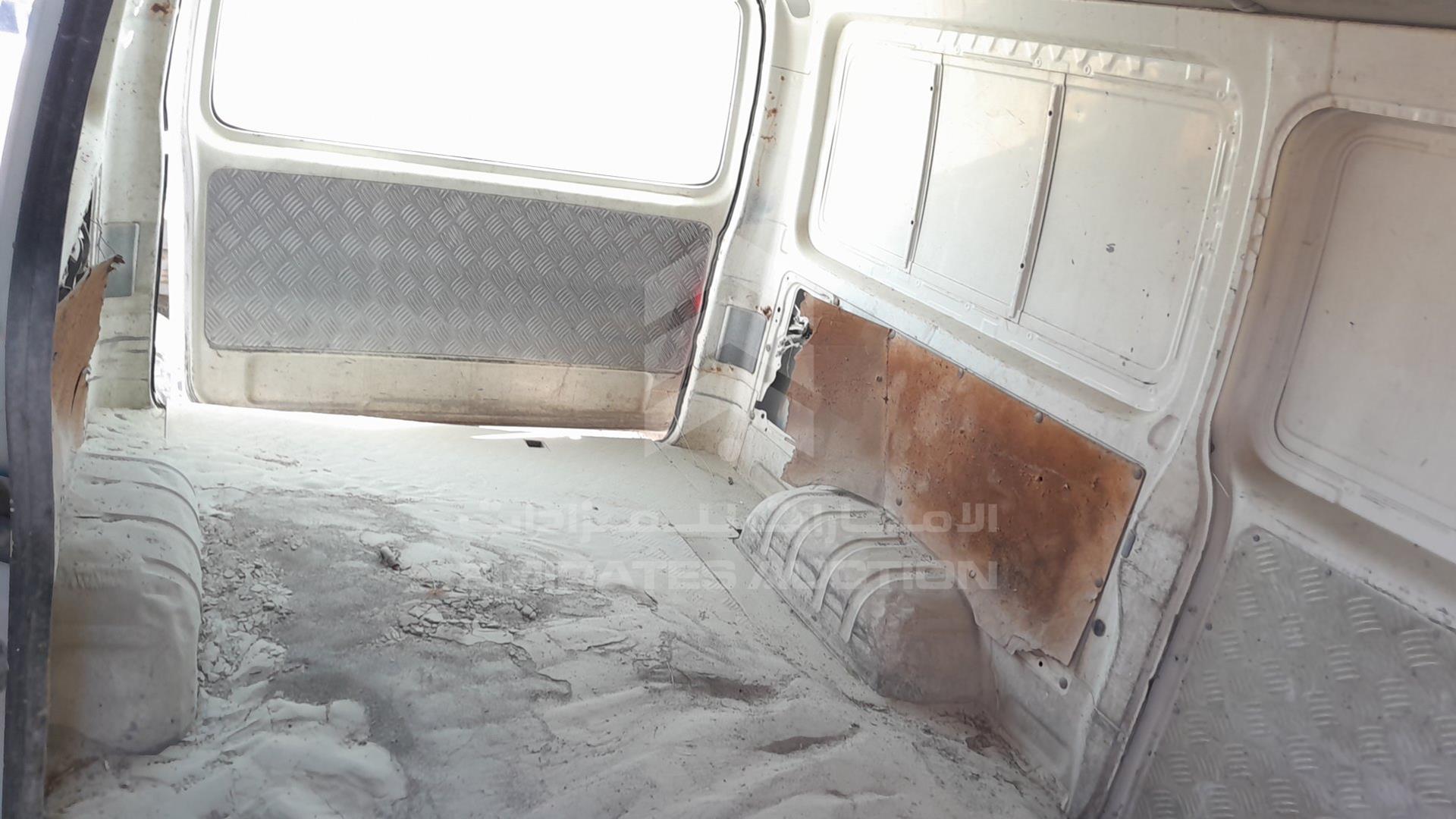2009 TOYOTA HIACE VIN: JTFHX02P290036589