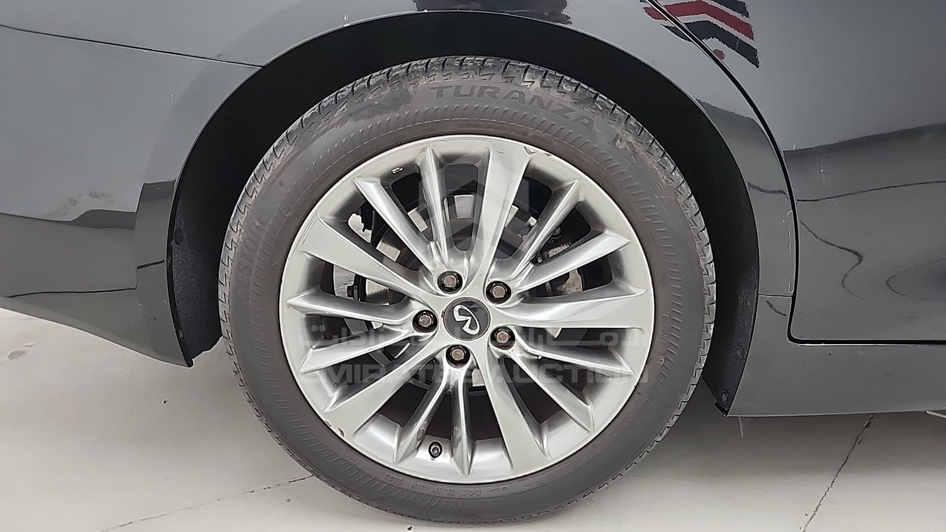 2018 INFINITI Q50 VIN: JN1CV7AP8JM701076