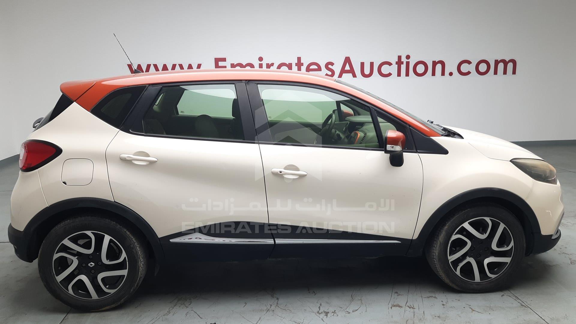 2015 RENAULT CAPTUR VIN: VF12RRHEXFW528782