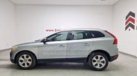 2011 Volvo XC 60 — Front Left Angle — Photo 6 — Thumbnail