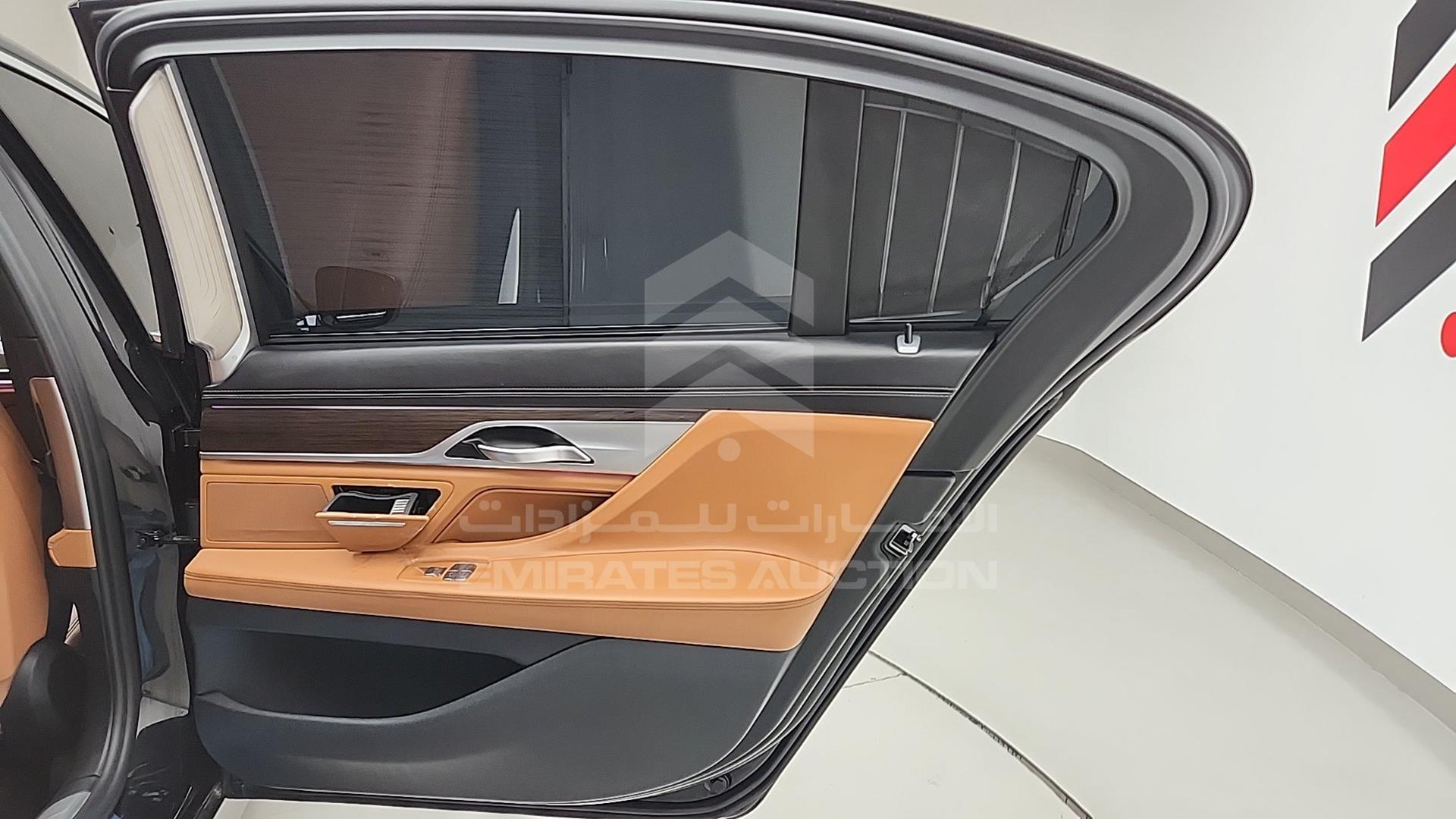 2020 BMW 730 VIN: WBA7T0A01LGJ07815