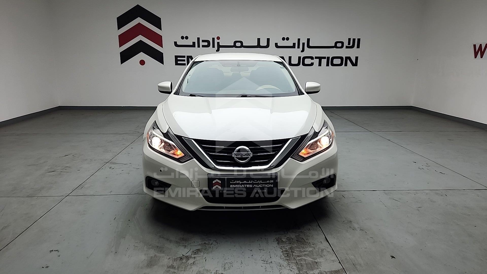 2018 NISSAN ALTIMA VIN: 1N4AL3A92JC293206