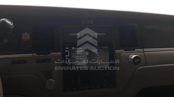 Lincoln Town Car 2006 1LNHM83V96Y635852 Image 8