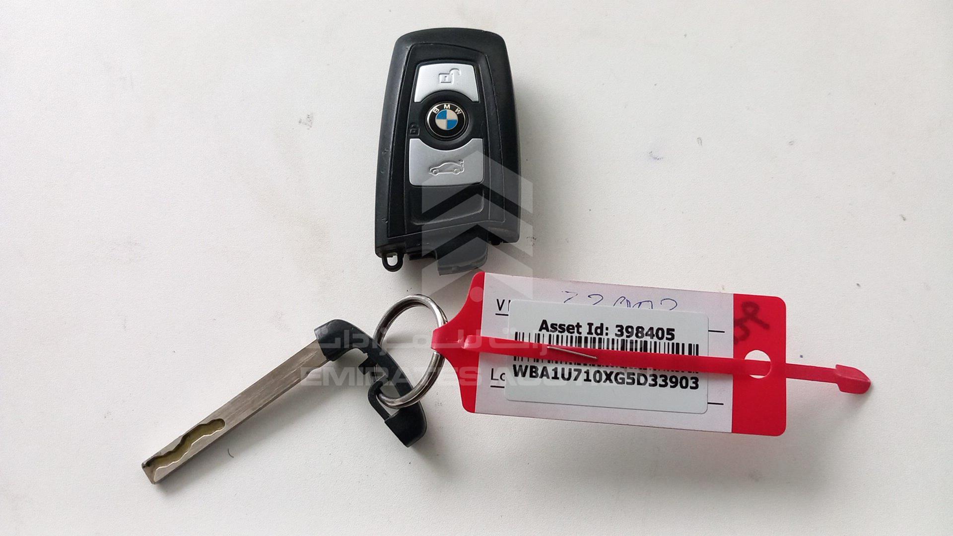 2016 BMW 120 VIN: WBA1U710XG5D33903
