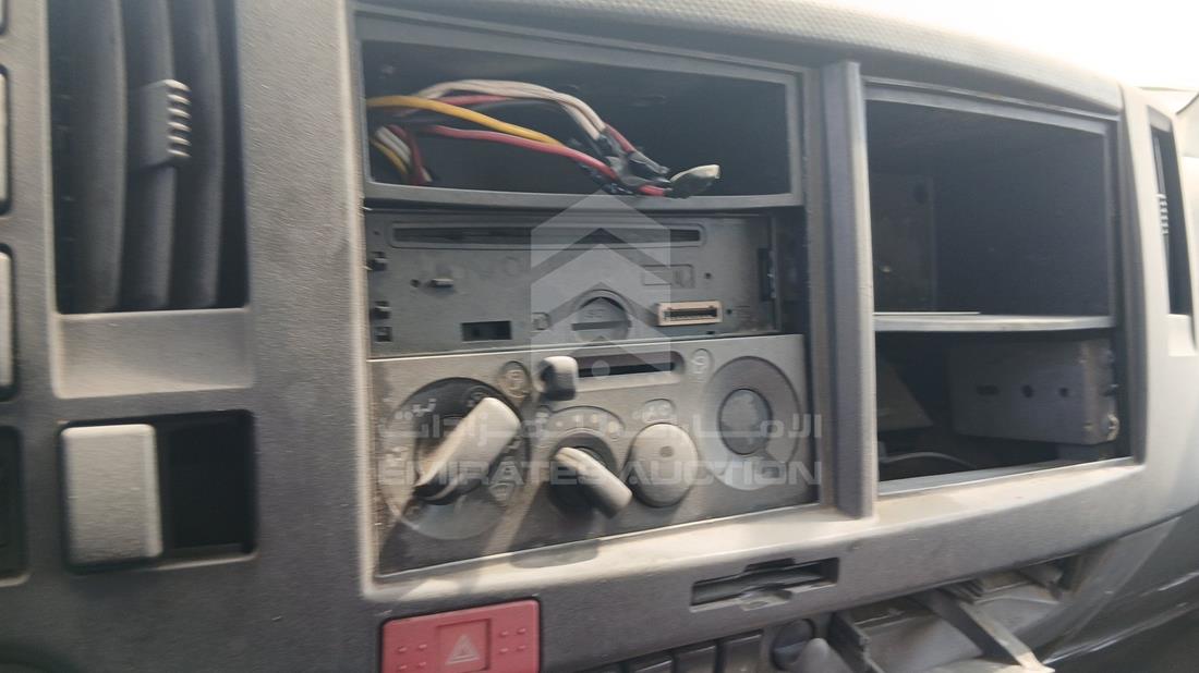 2014 Isuzu Reward NM — Entertainment Systems & Camera Monitor & Navigation — Photo 16