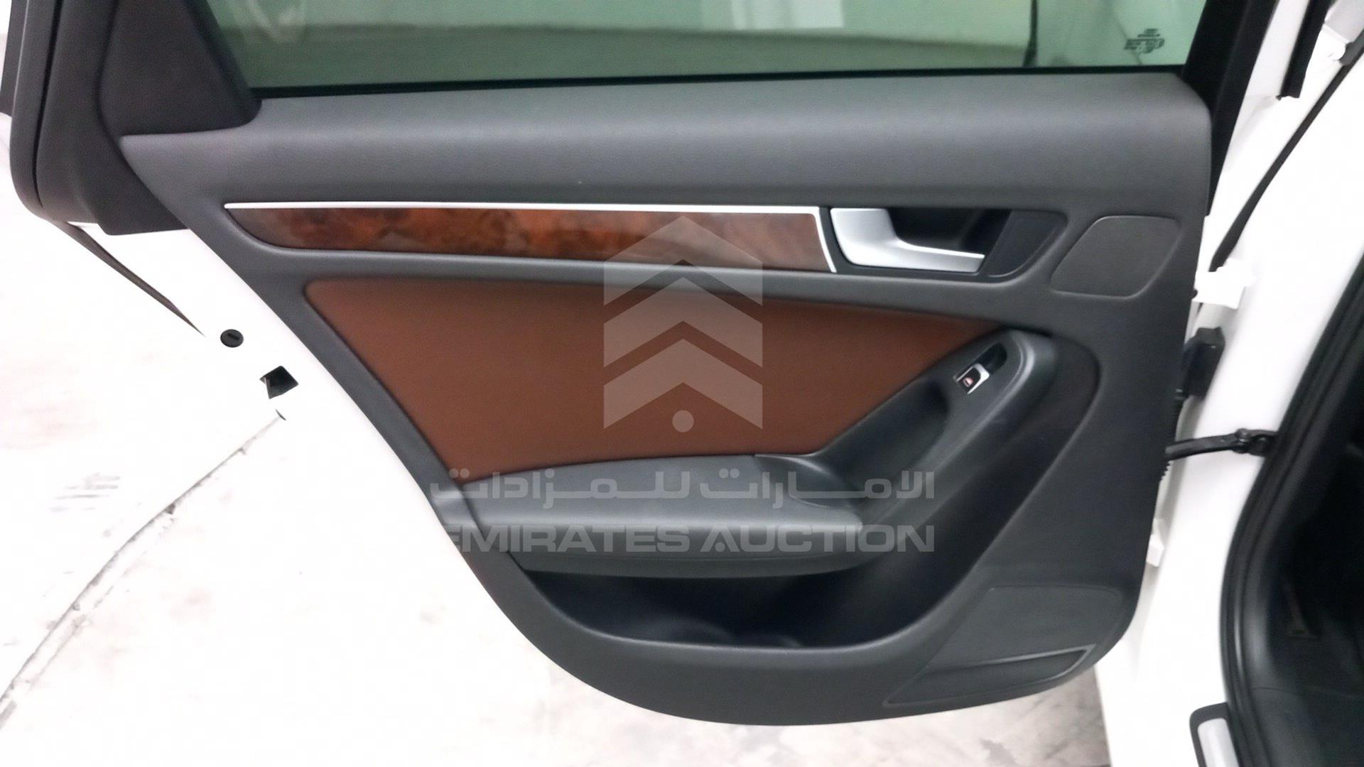 2014 AUDI A4 VIN: WAUACCFL5EN021061