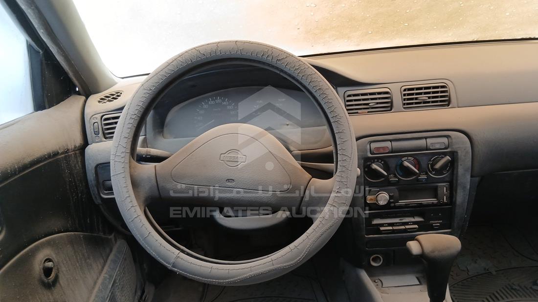 1999 Nissan Sunny — Steering & Mounted Controls — Photo 13