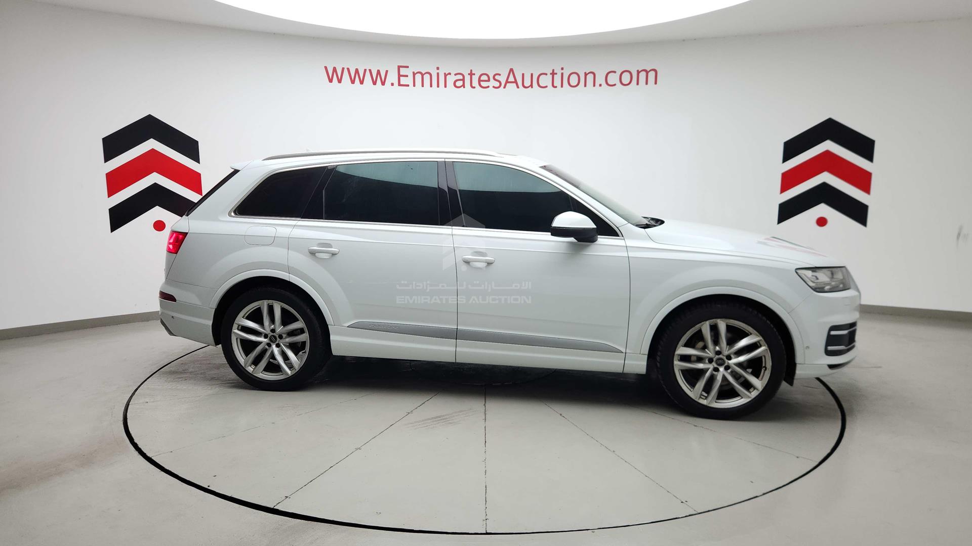 2016 AUDI Q7 VIN: WA1AGDF7XGD001570