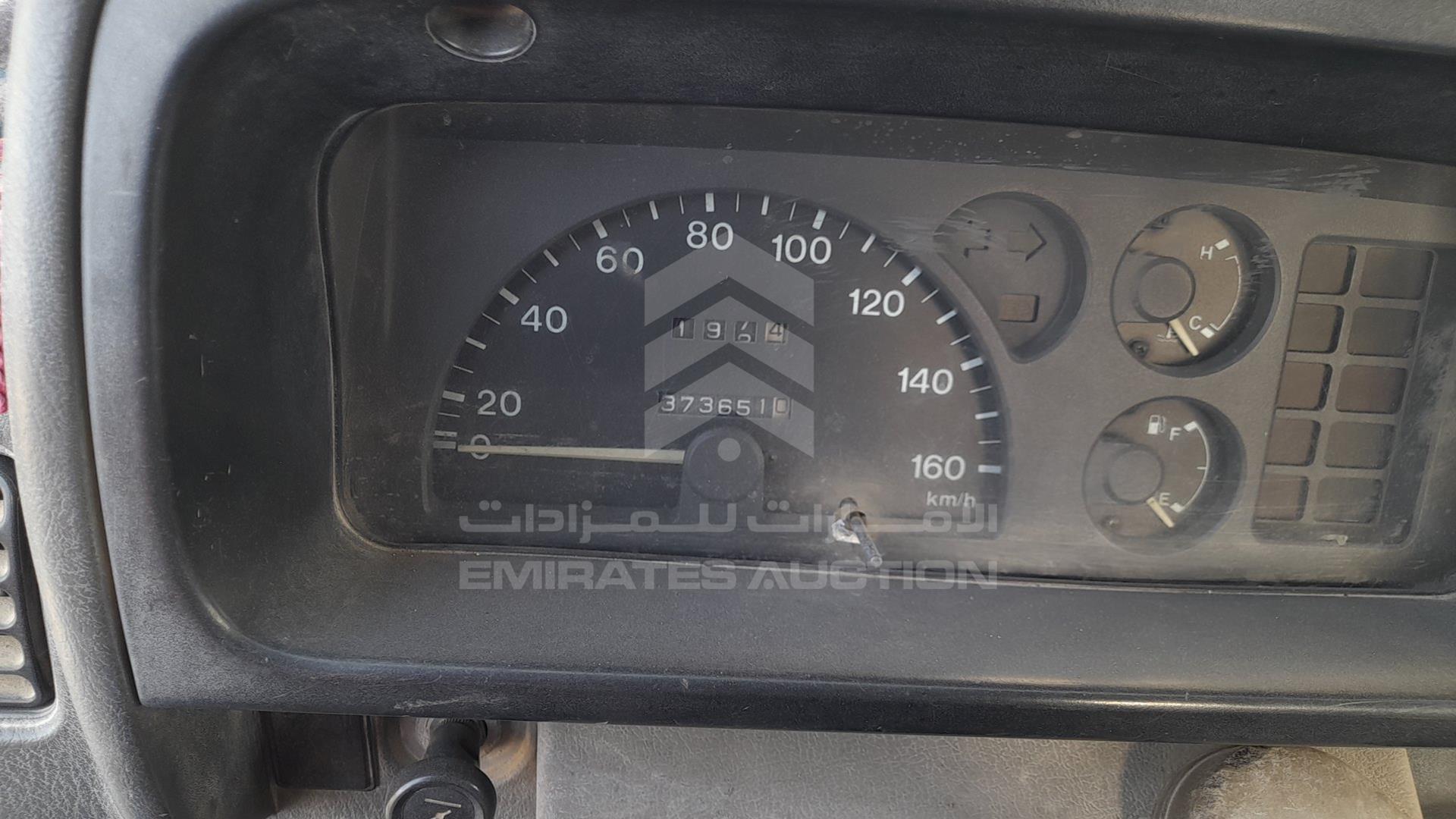1998 MAZDA E2000 VIN: JM3SD35E2W0102824