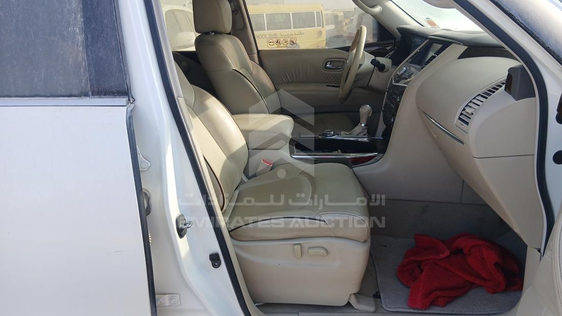 نيسان باترول 2019 — زاوية الراكب الأمامي للمقعد — صورة 22