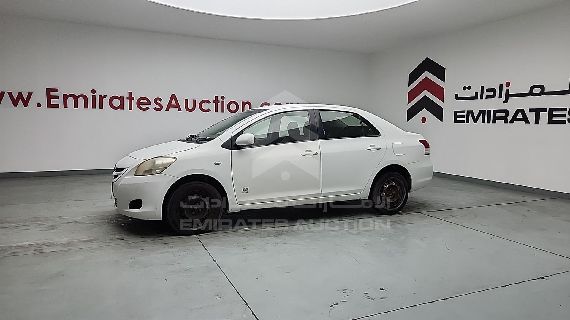 2009 TOYOTA YARIS VIN: JTDBW923494025637