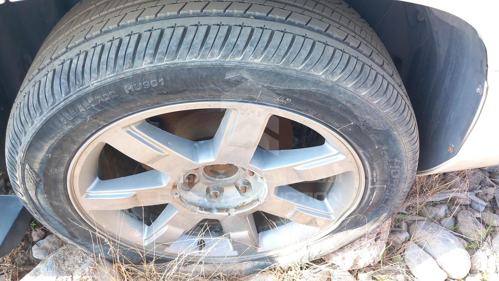 2007 CADILLAC ESCALADE VIN: 1GYFK63807R311985