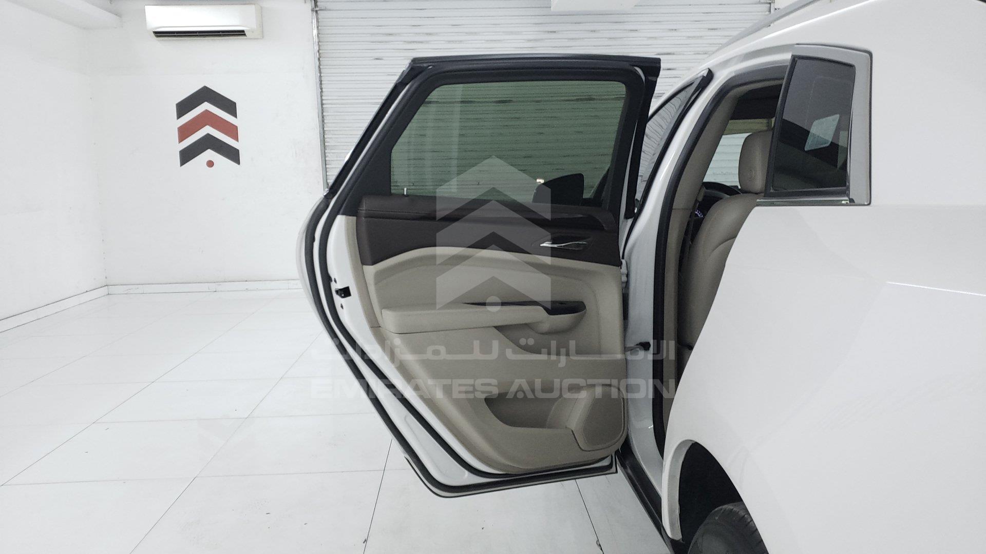 3GYFN9E34FS586068 - 2015 Cadillac SRX - #378872