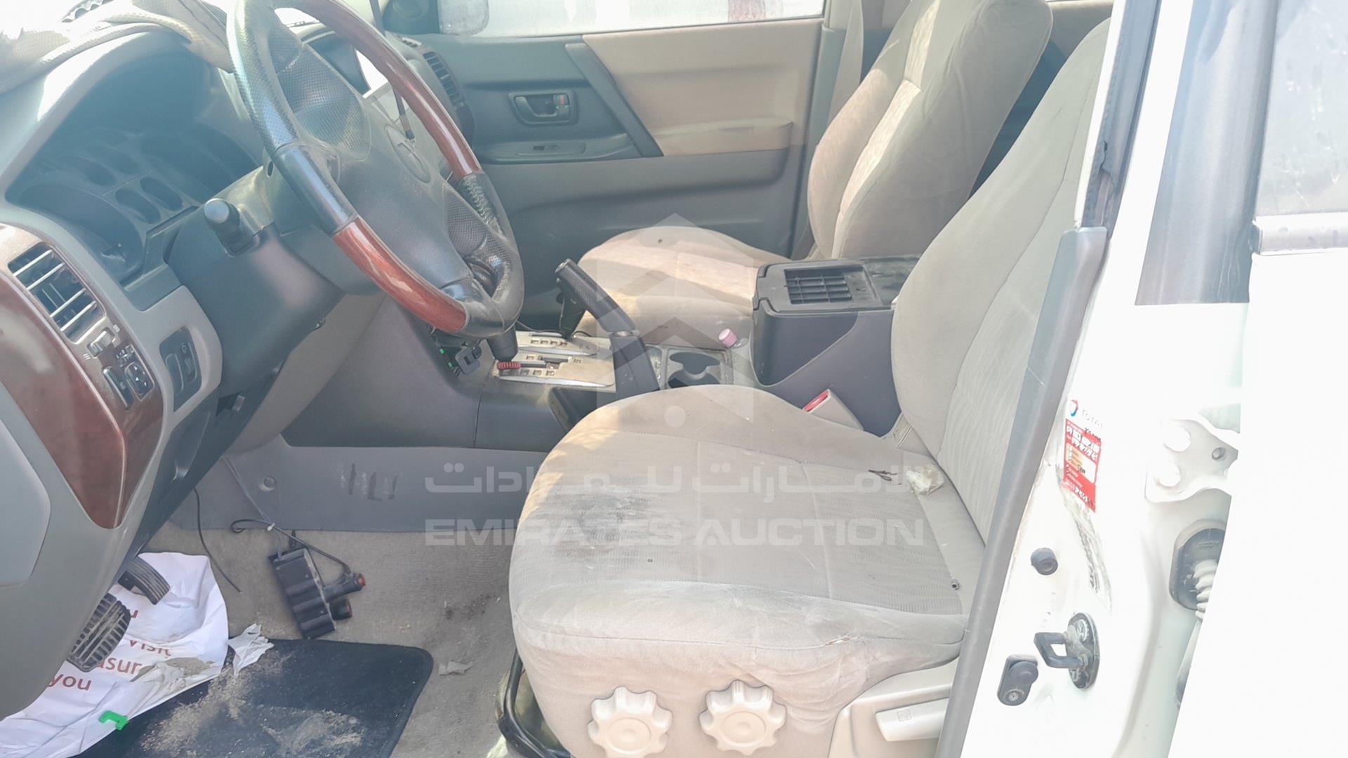 2005 MITSUBISHI PAJERO VIN: JMYLRV73W5J706988
