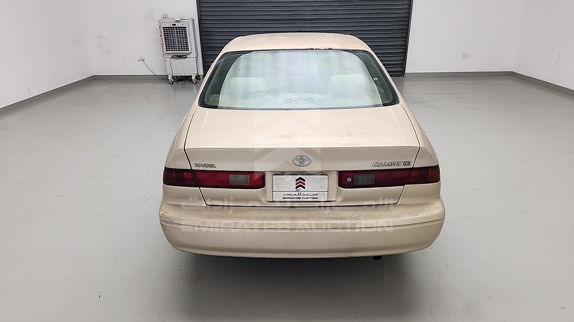 1999 TOYOTA CAMRY VIN: 4T1BG22K2XU880390