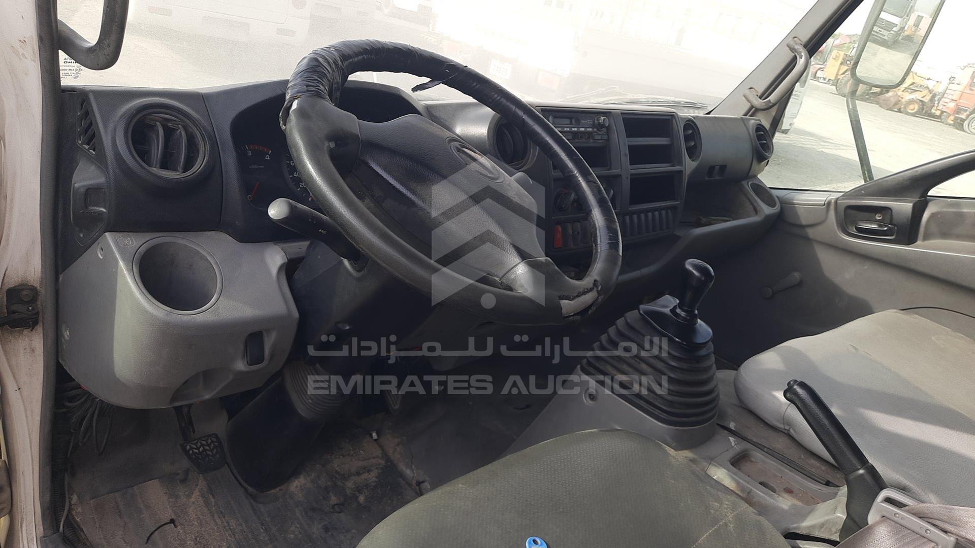 2015 HINO 300 VIN: JHHLCK1H9FK008287