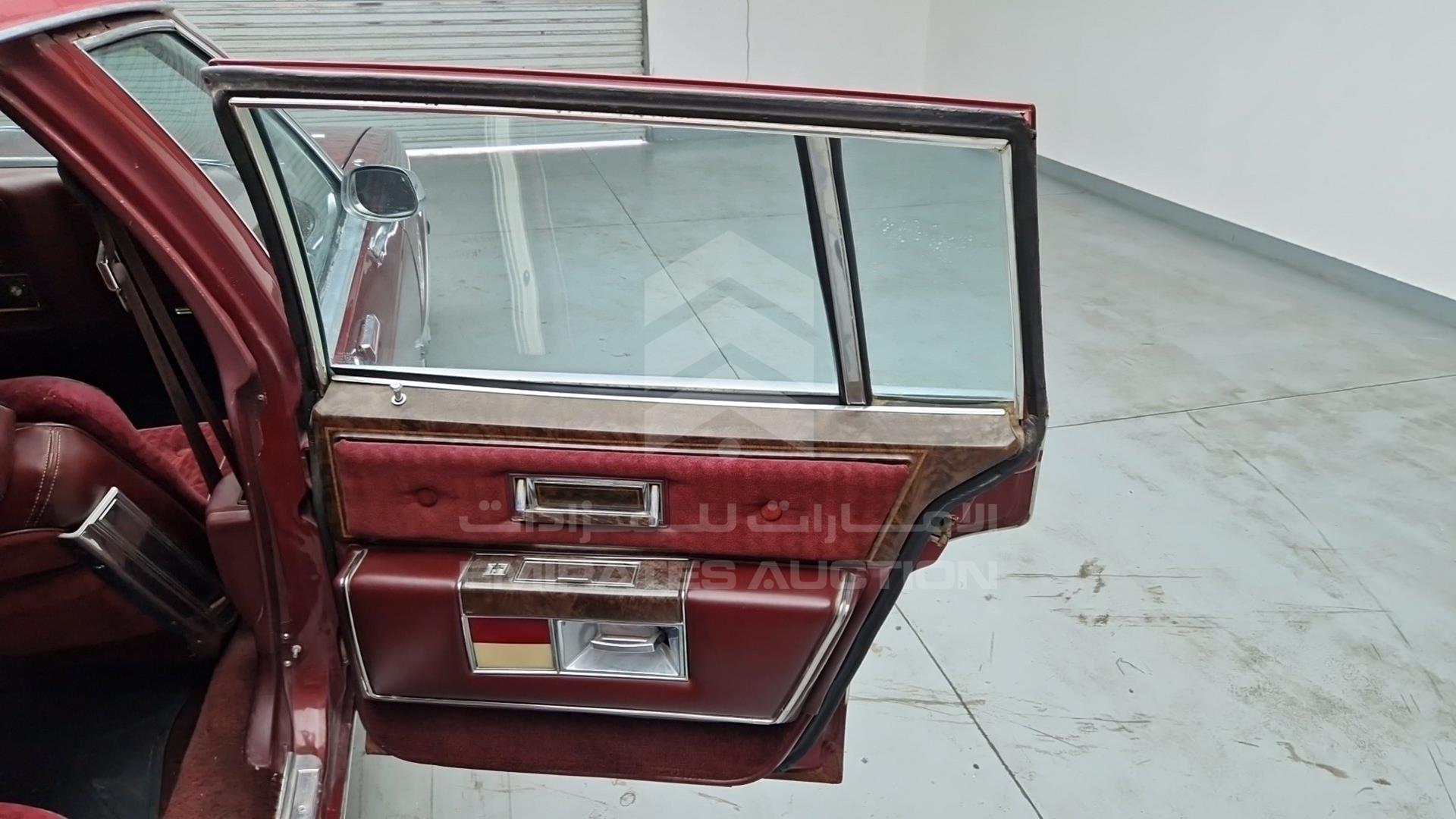 1981 OLDSMOBILE 98 VIN: 1G3AX69Y9BM287152
