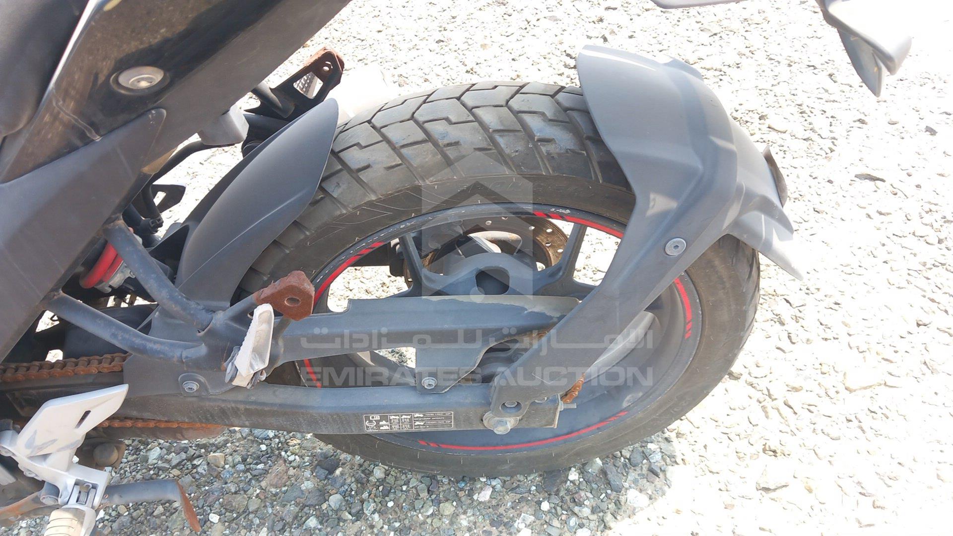 2020 SUZUKI GIXXER VIN: MB8ED13B6L8100164