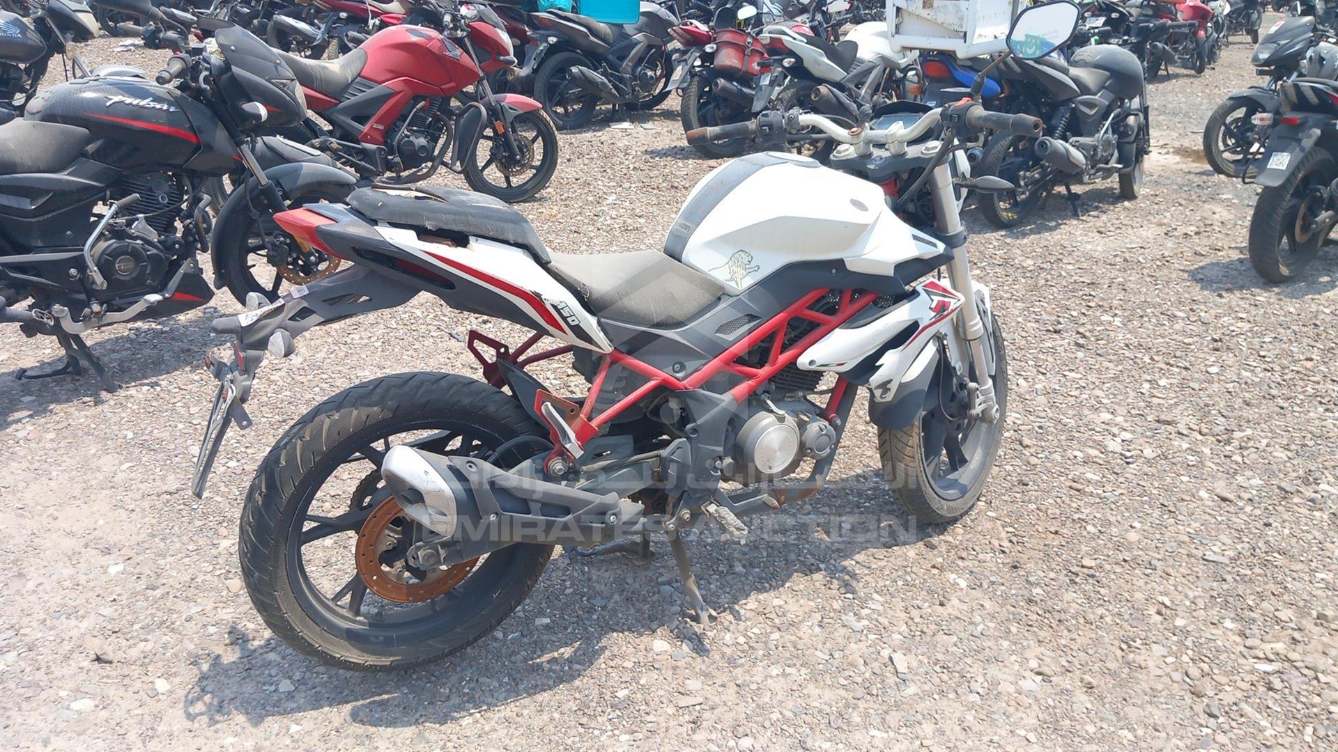 2019 BENELLI TNT 150 VIN: LBBPEKWB1KB980425