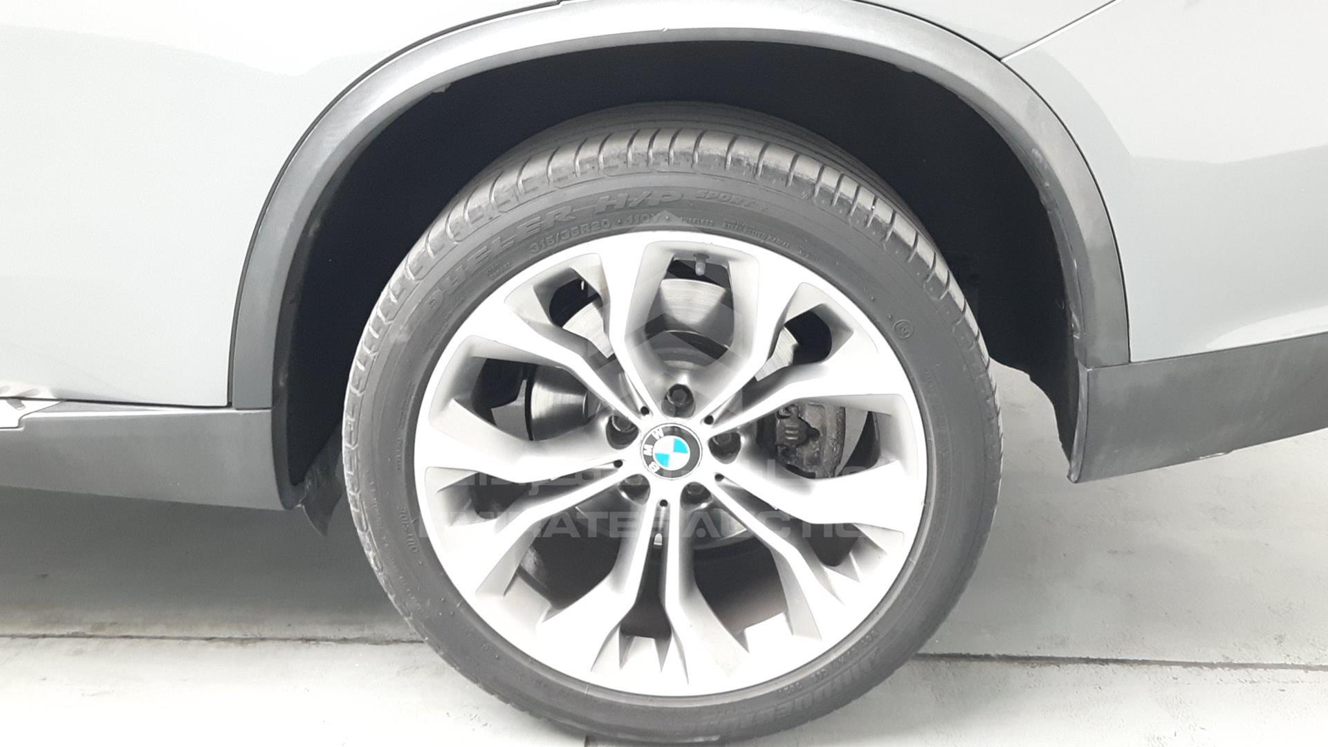 2015 BMW X5 VIN: WBAKR6101F0G97784
