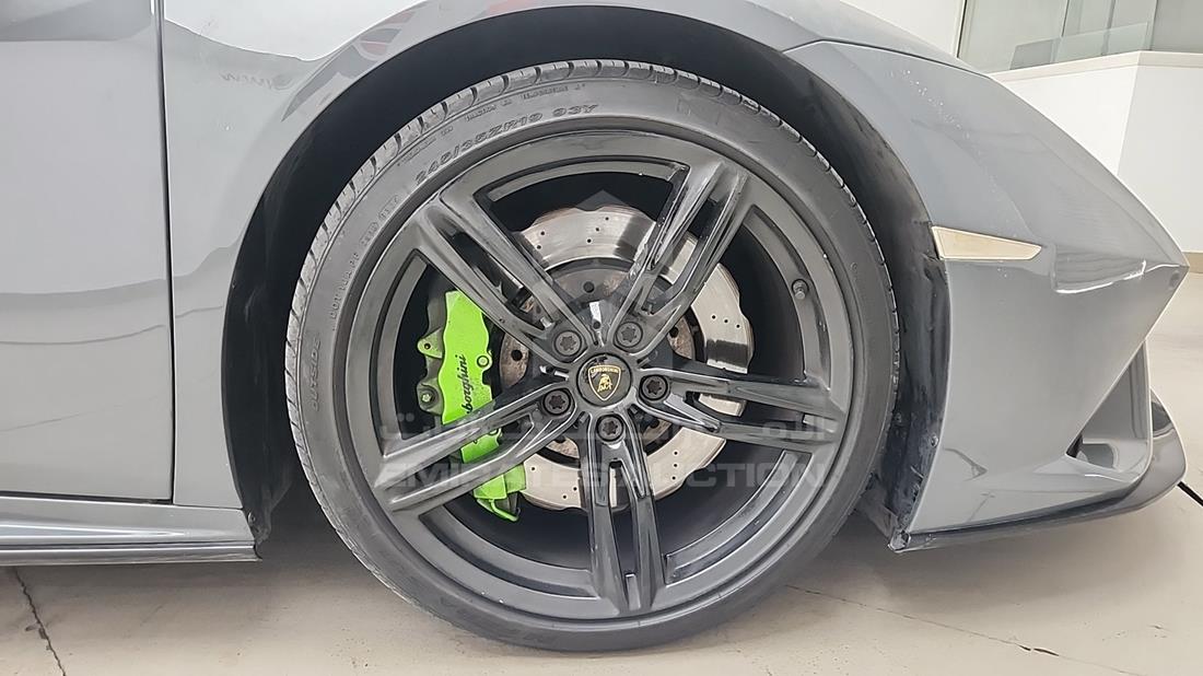 2021 Lamborghini Huracan — Front Right Tyre — Photo 27