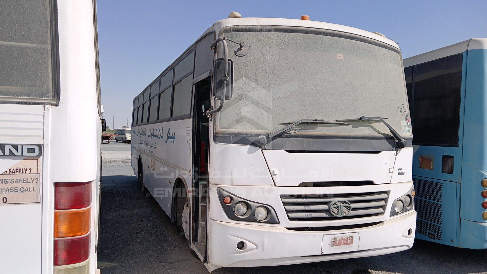 2016 TATA LPO1618 VIN: MAT449253G0L01212