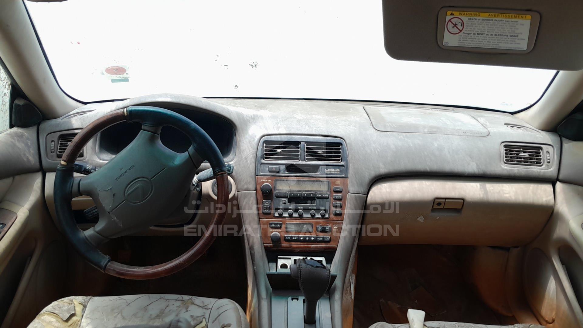 2001 LEXUS ES 300 VIN: JT8BF28G710307881