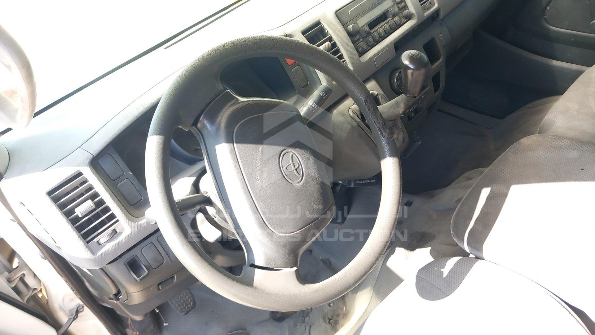 2009 TOYOTA HIACE VIN: JTFHX02PX90036243