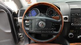 2008 Volkswagen Touareg — Steering & Mounted Controls — Photo 6 — Thumbnail