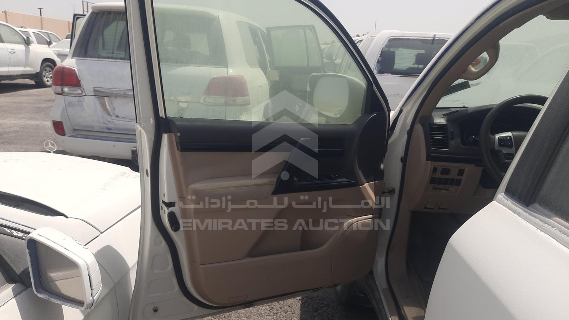 2013 TOYOTA LAND CRUISER VIN: JTMDU09J8D4063802