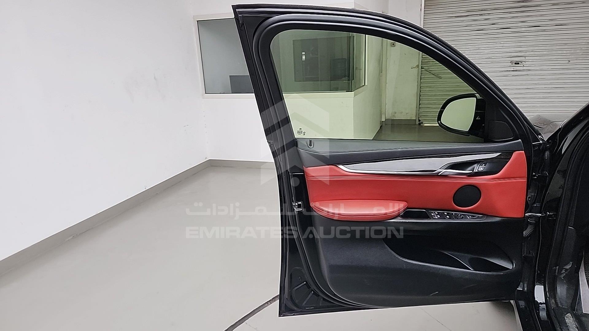 2016 BMW X6 VIN: WBAKU2104G0R61456