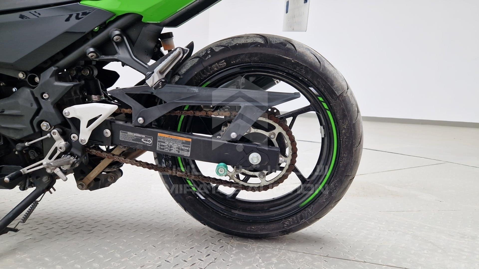 2018 KAWASAKI EX400C VIN: JKAEXKG12JDA07437