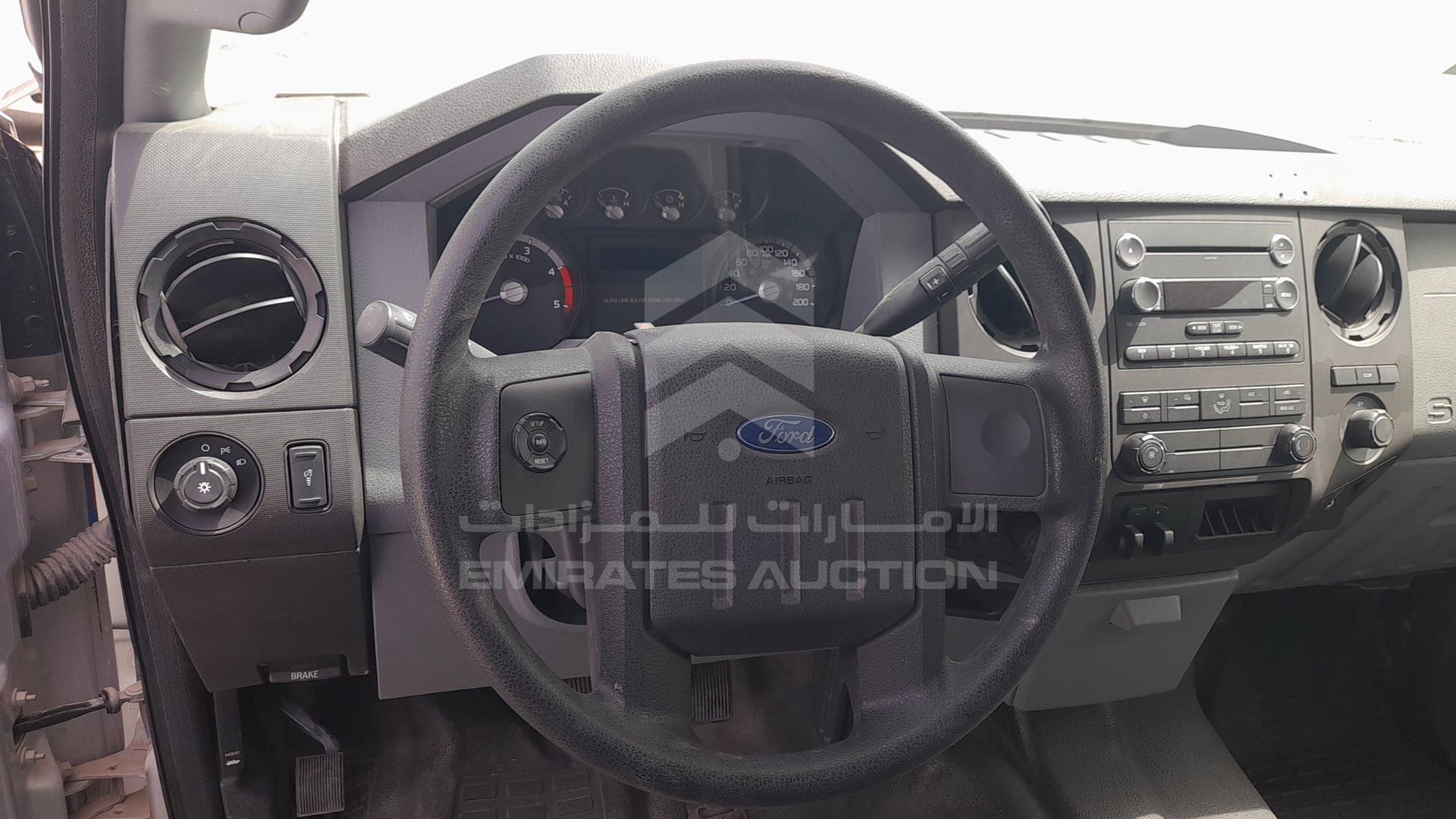 2015 FORD --- VIN: 1FT8W3DT9FEB96930