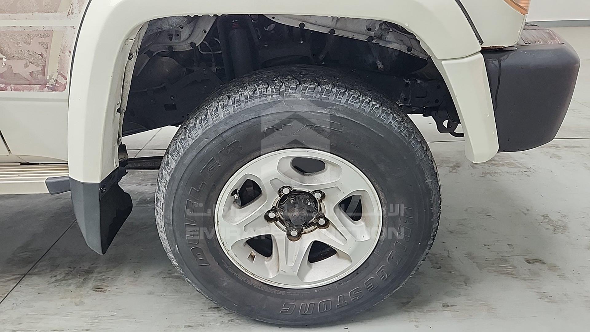 2013 TOYOTA LAND CRUISER PICKUP VIN: JTFLU73J6D4538691