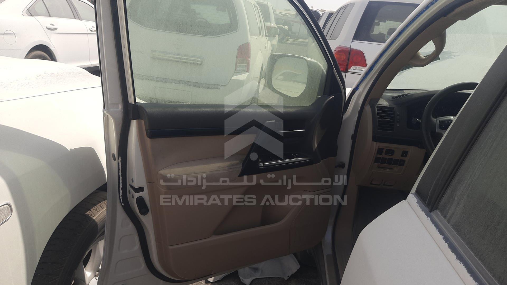 2013 TOYOTA LAND CRUISER VIN: JTMDU09J7D4074564