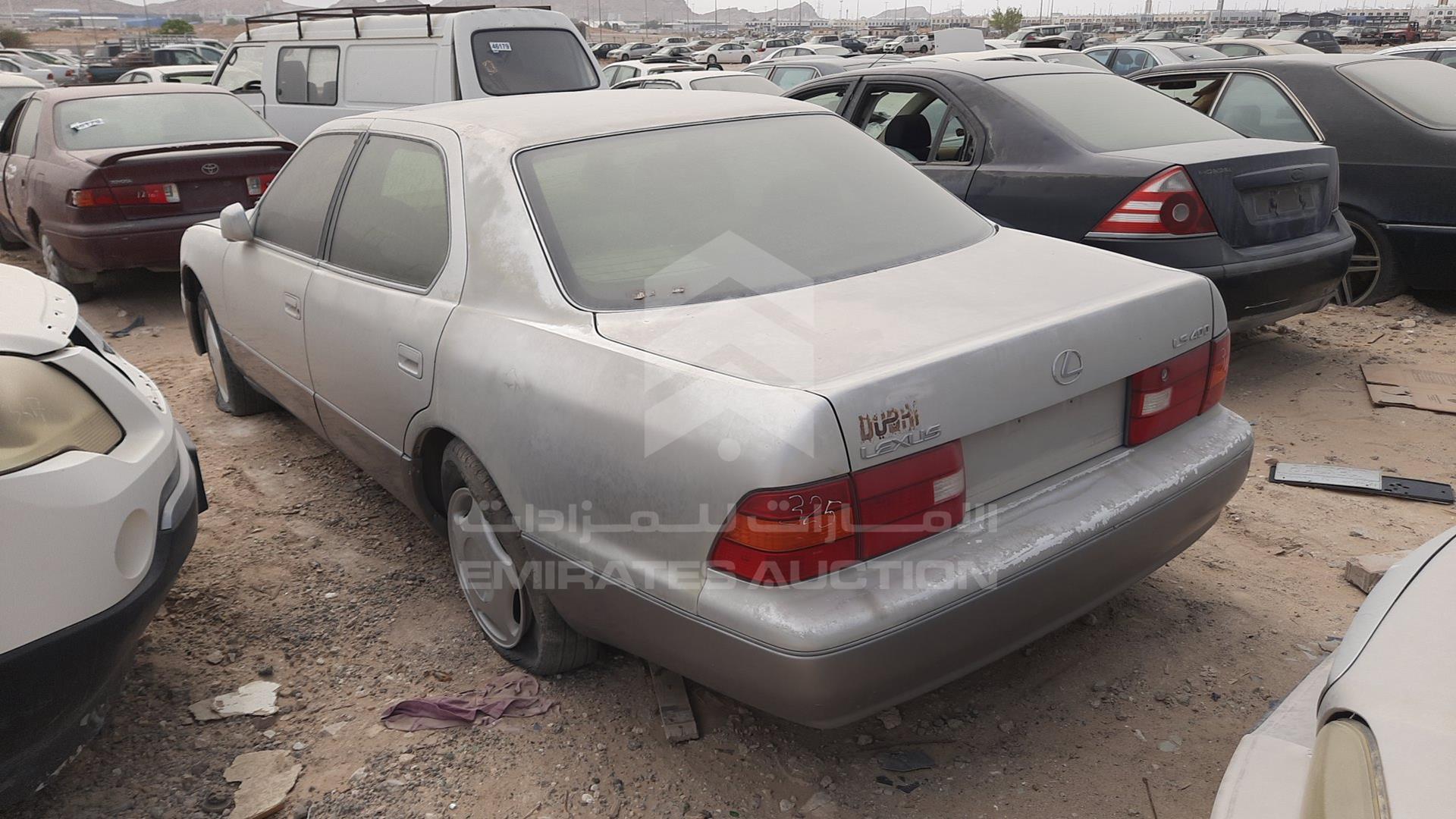 1999 LEXUS LS400 VIN: JT8BH28F2X0142302