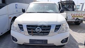2019 Nissan Patrol — Full Front View — Photo 1 — Thumbnail