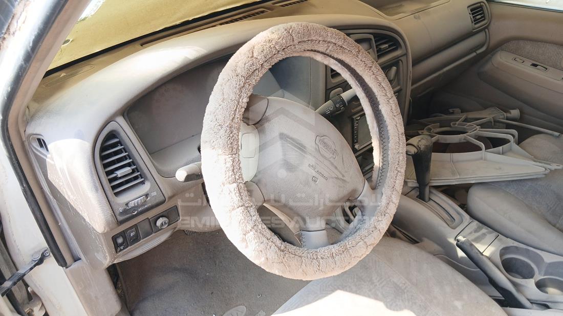 2001 Nissan Pathfinder — Steering & Mounted Controls — Photo 13