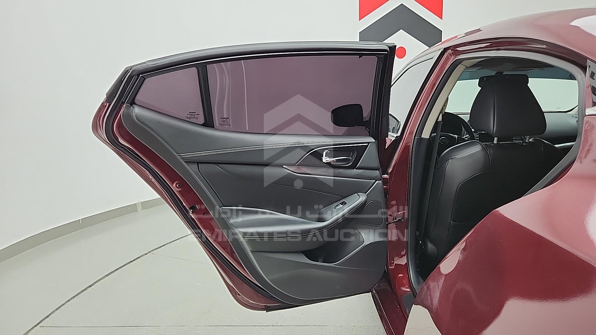 2019 NISSAN MAXIMA VIN: 1N4AA6AV5KC367773
