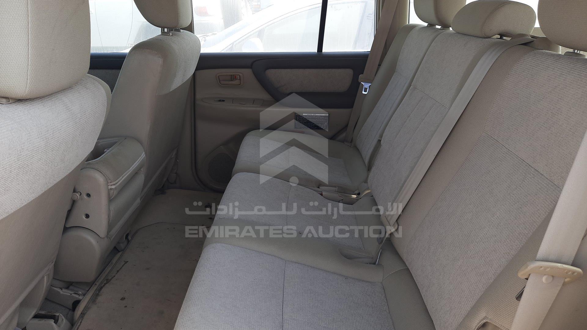 2007 TOYOTA LAND CRUISER VIN: JTGHJ09J477006870
