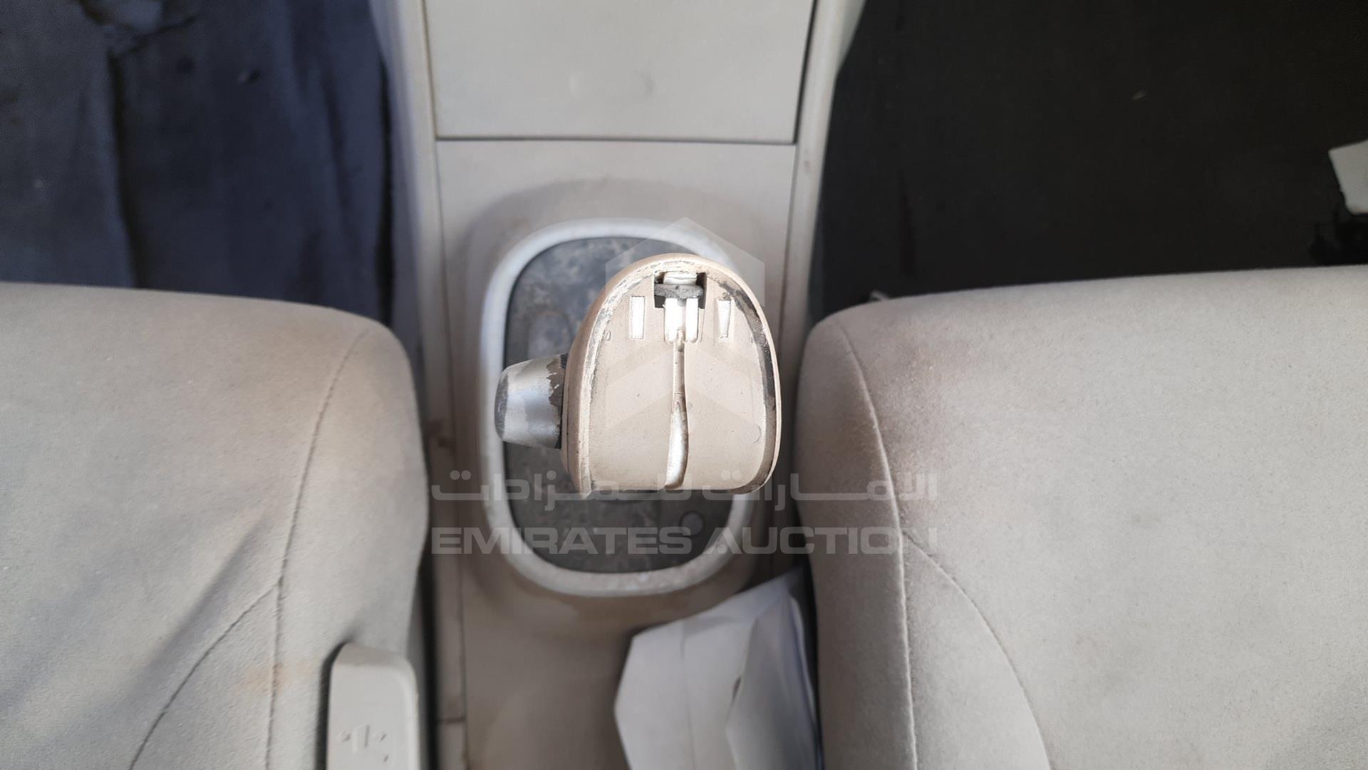 2009 NISSAN TIIDA VIN: JN1CC11CX9T038613