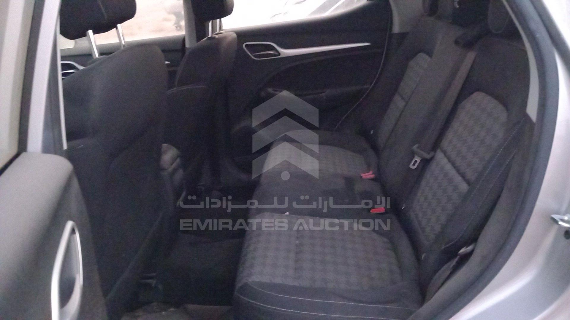 2020 MG ZS VIN: LSJW74U39LZ013894