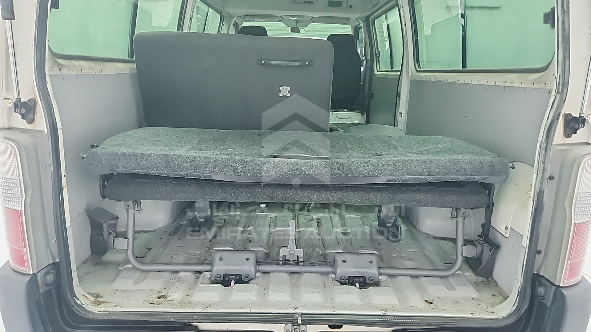 2010 NISSAN URVAN VIN: JN6AE54S8AX020534